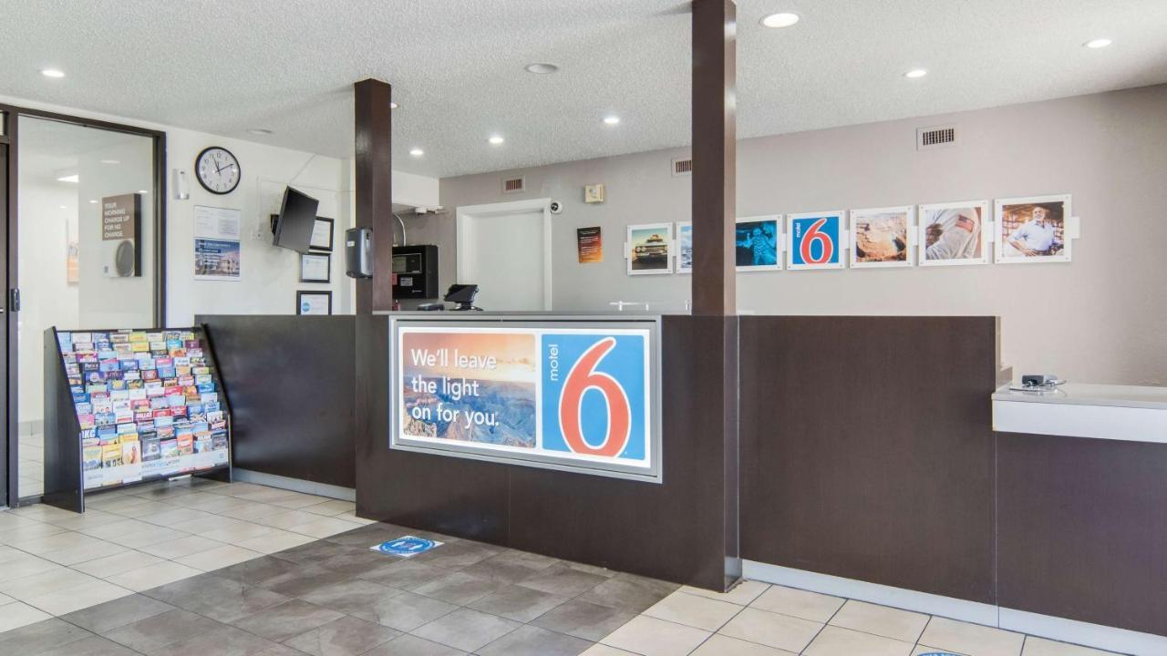 Motel 6-Addison, Tx - Dallas Bagian luar foto