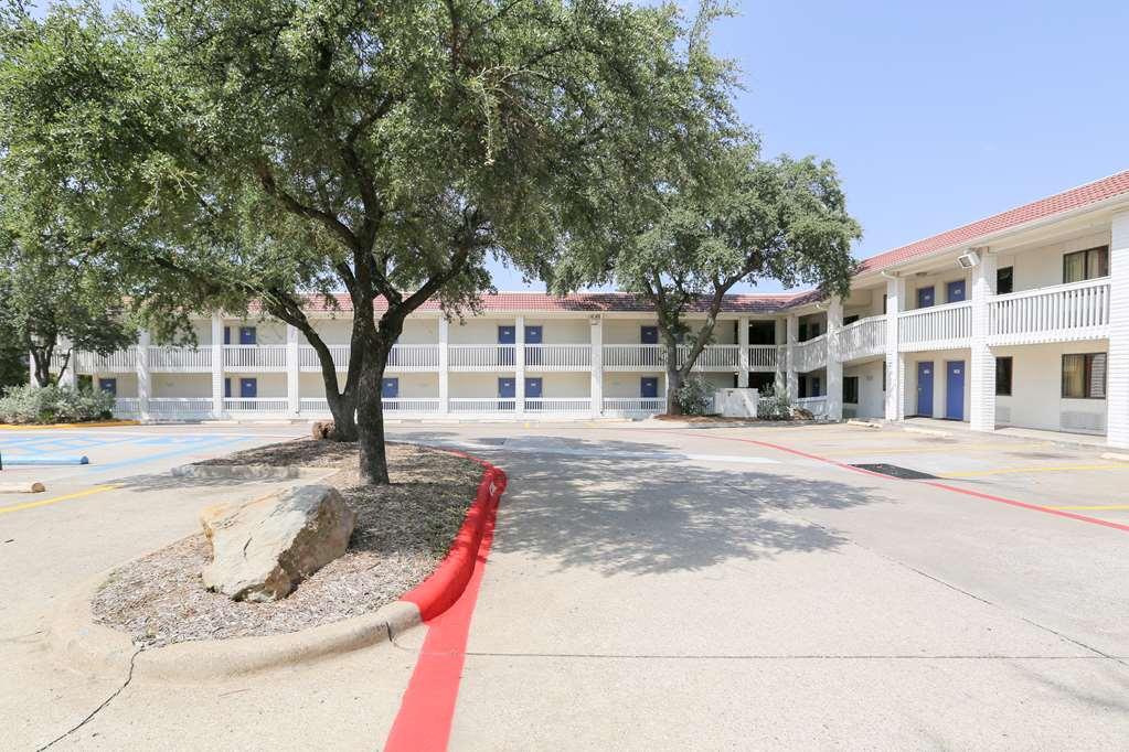 Motel 6-Addison, Tx - Dallas Bagian luar foto