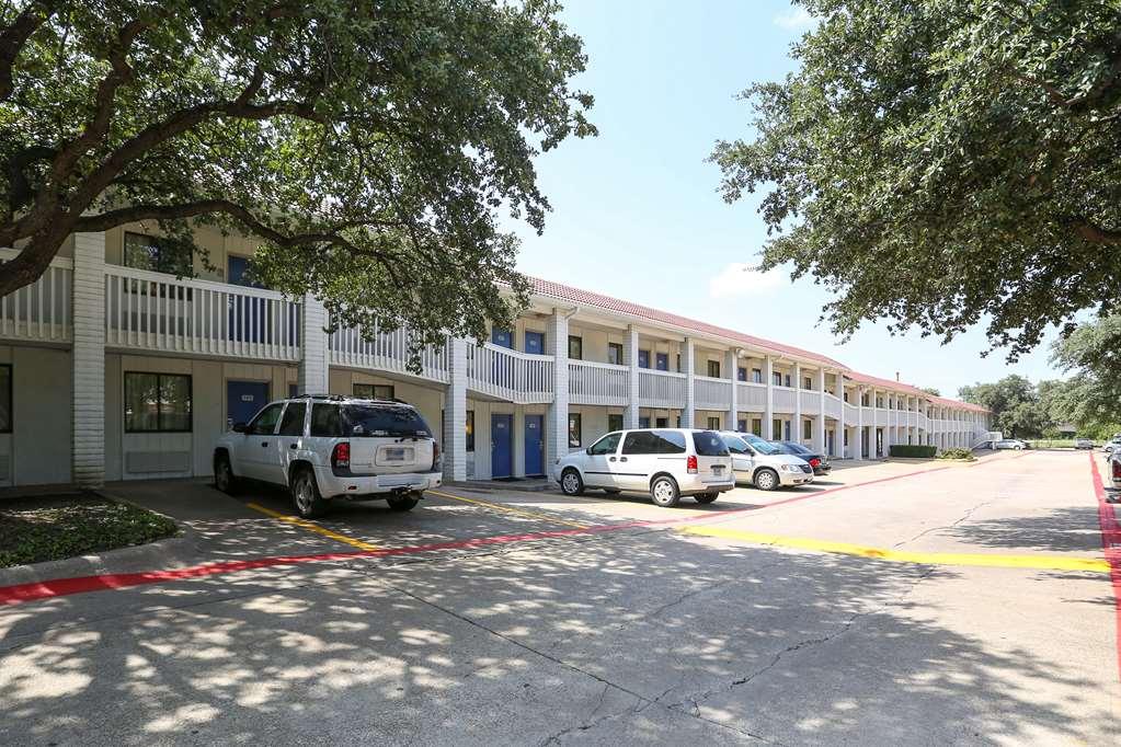 Motel 6-Addison, Tx - Dallas Bagian luar foto