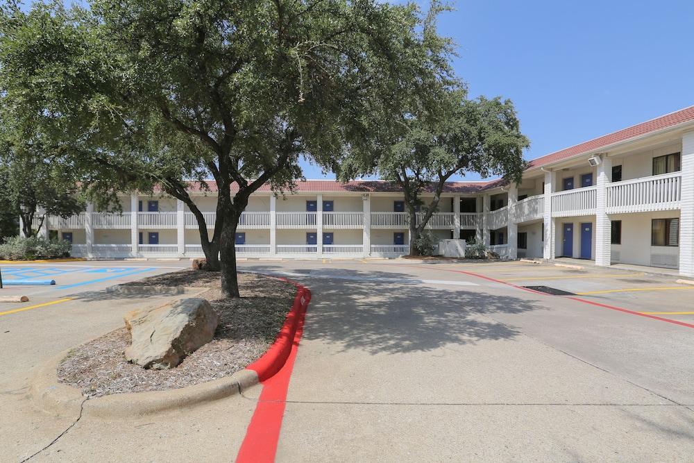 Motel 6-Addison, Tx - Dallas Bagian luar foto