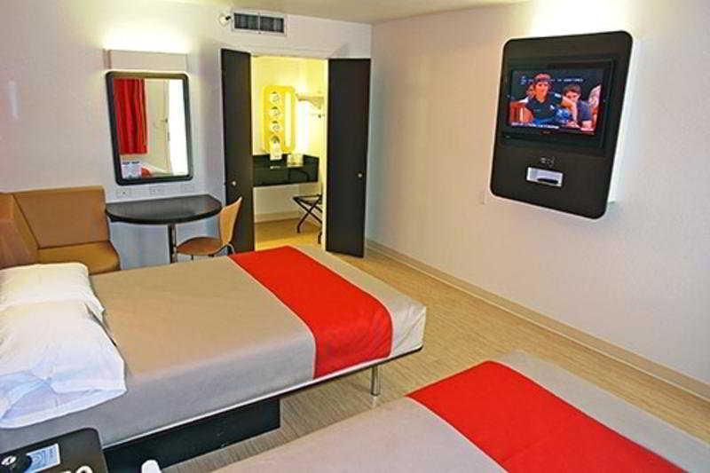 Motel 6-Addison, Tx - Dallas Bagian luar foto