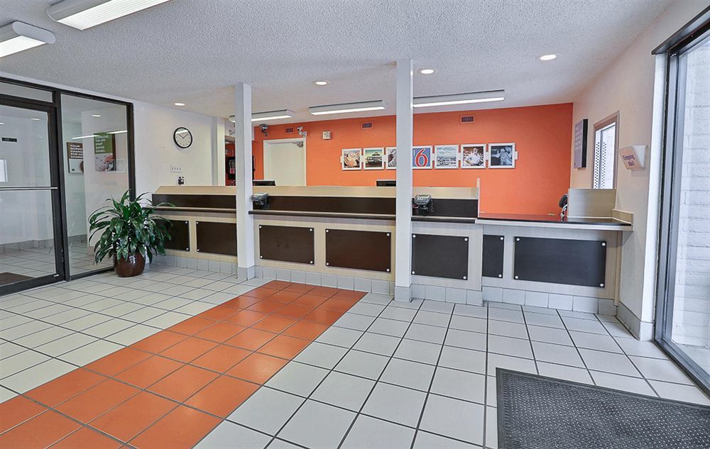 Motel 6-Addison, Tx - Dallas Bagian luar foto